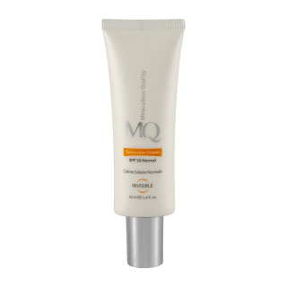 کرم ضد آفتاب و روشن کننده بی رنگ ام کیو با SPF50 حجم 55 میلی لیتر